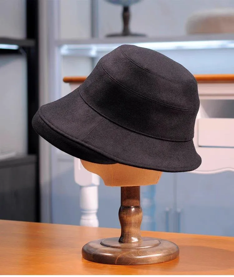 Vintage-Inspired Cloche Hat